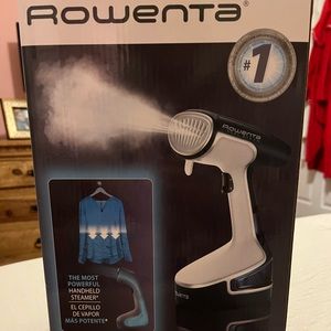 Rowena clothes steamer. Model DR8080